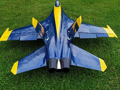 Thunder Streak F18 07