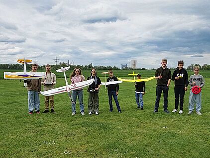 Gruppenfoto der Flugzeugtechnik AG